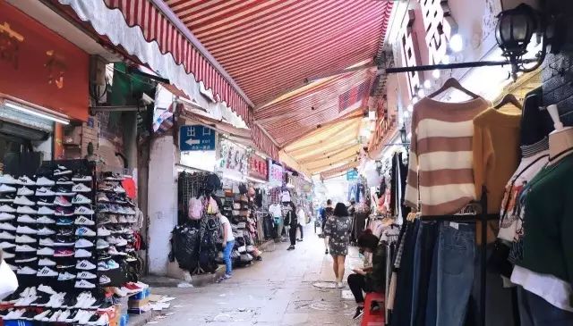 状元坊人多的时候,状元坊群雄逐鹿