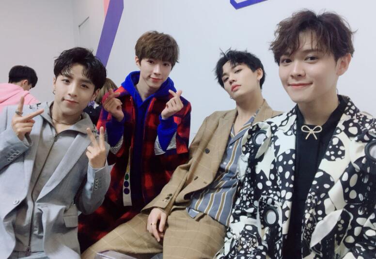 《偶像练习生》男生眼影眼线满天飞，网友喊话出化妆教程