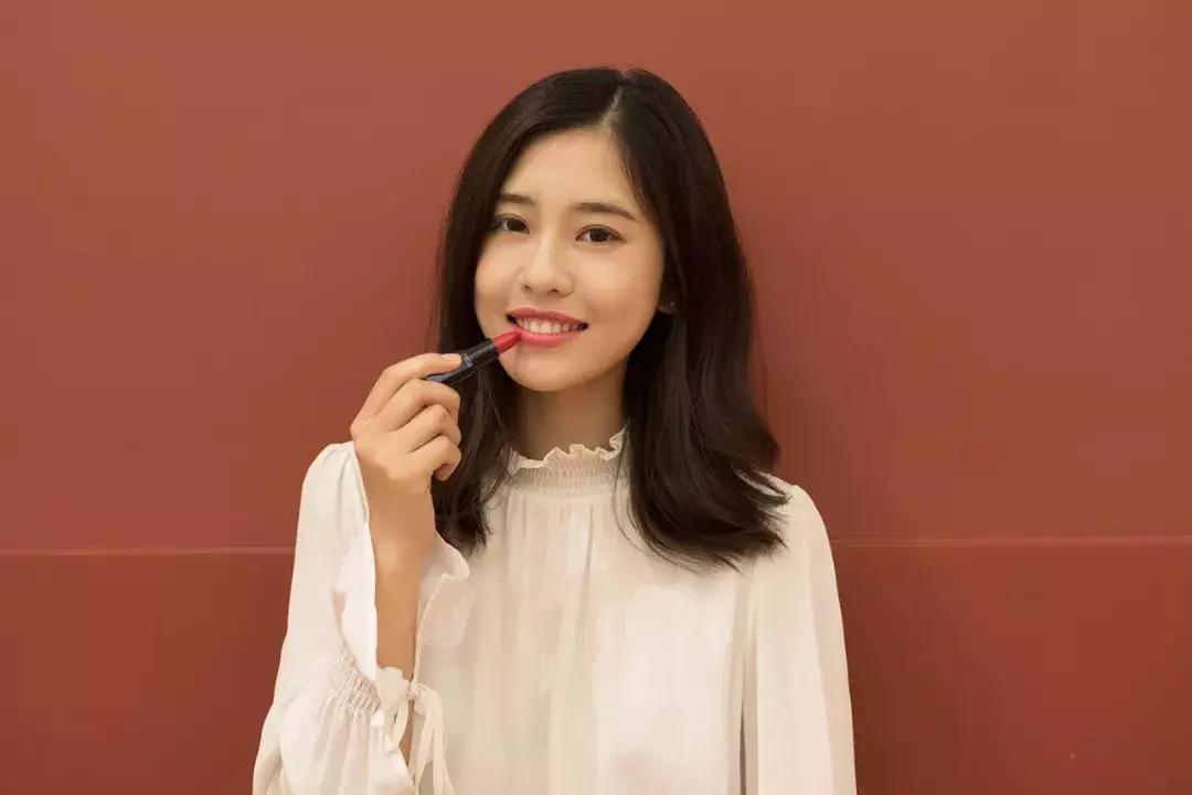 美妆哪些大牌好用不贵,blingbling平价口红