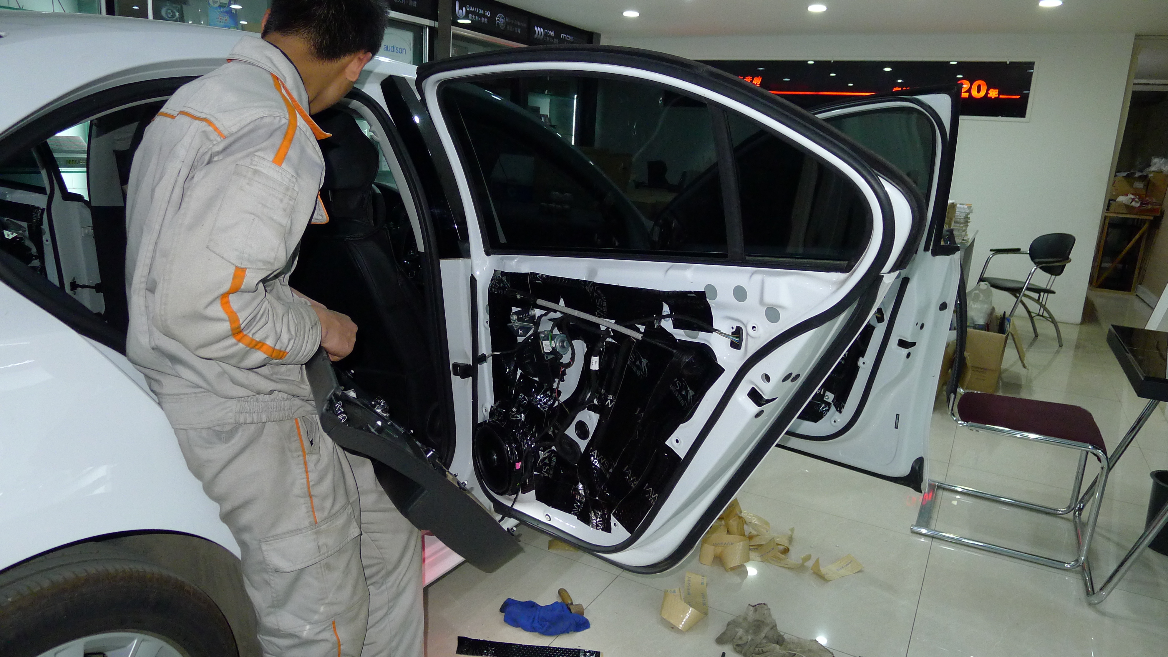 新速腾音响改装用多少寸喇叭,大众新速腾音响加装分频器