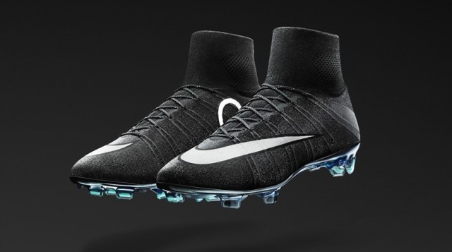 c罗出道有多火,c罗2024年新上脚耐克配色