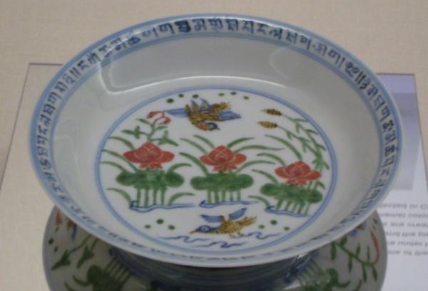 陶瓷釉彩有什么技巧与方法,釉彩鉴定方法大全