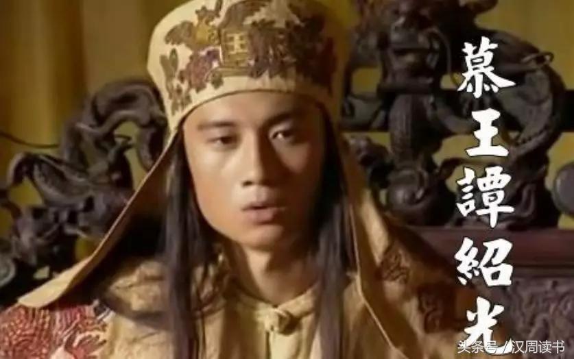 李鸿章落的一世骂名,李鸿章为什么敢怒不敢言