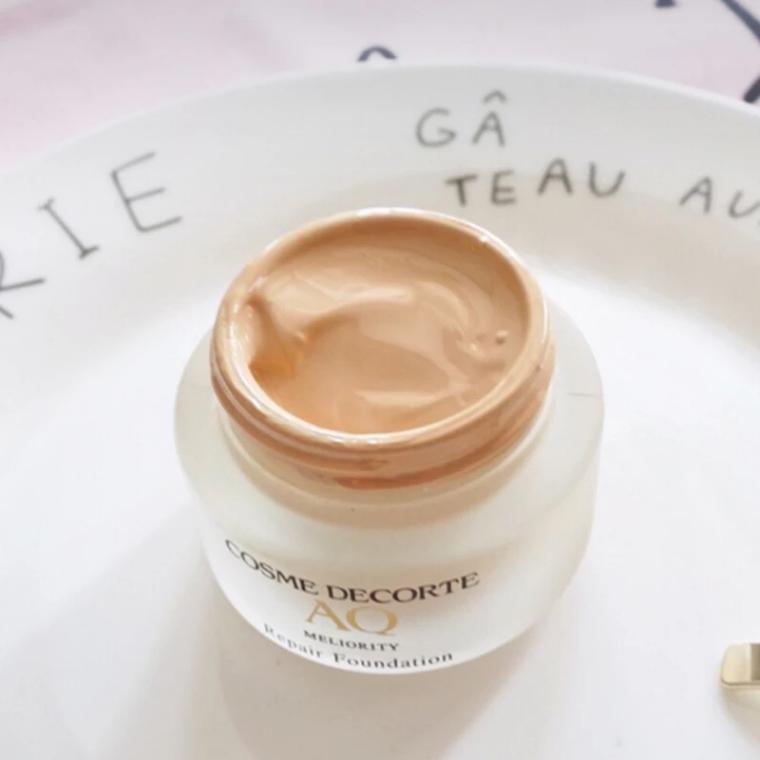 底妆斑驳是因为没定妆吗,底妆斑驳是因为没用妆前乳