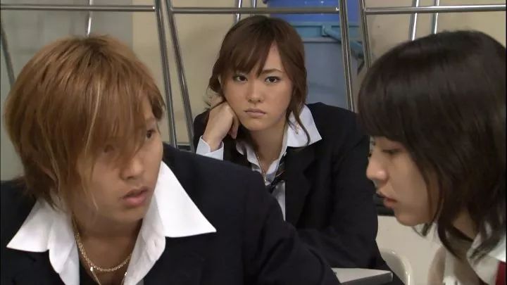 新垣结衣最近到底怎么了,新垣结衣13岁青涩照曝光