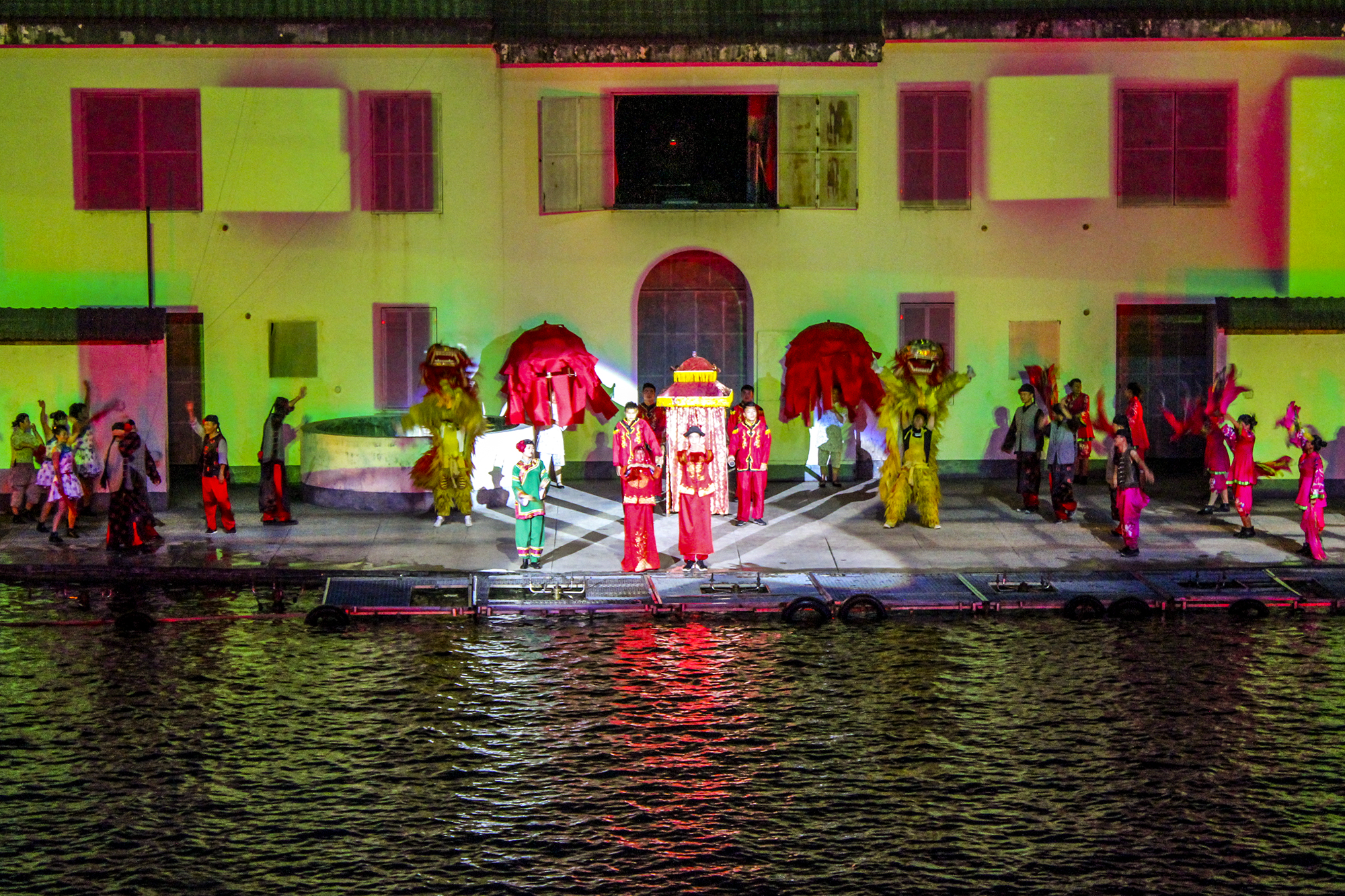 安徽省黄山市黟县宏村阿菊艺术团,宏村阿菊表演地点离宏村景区多远