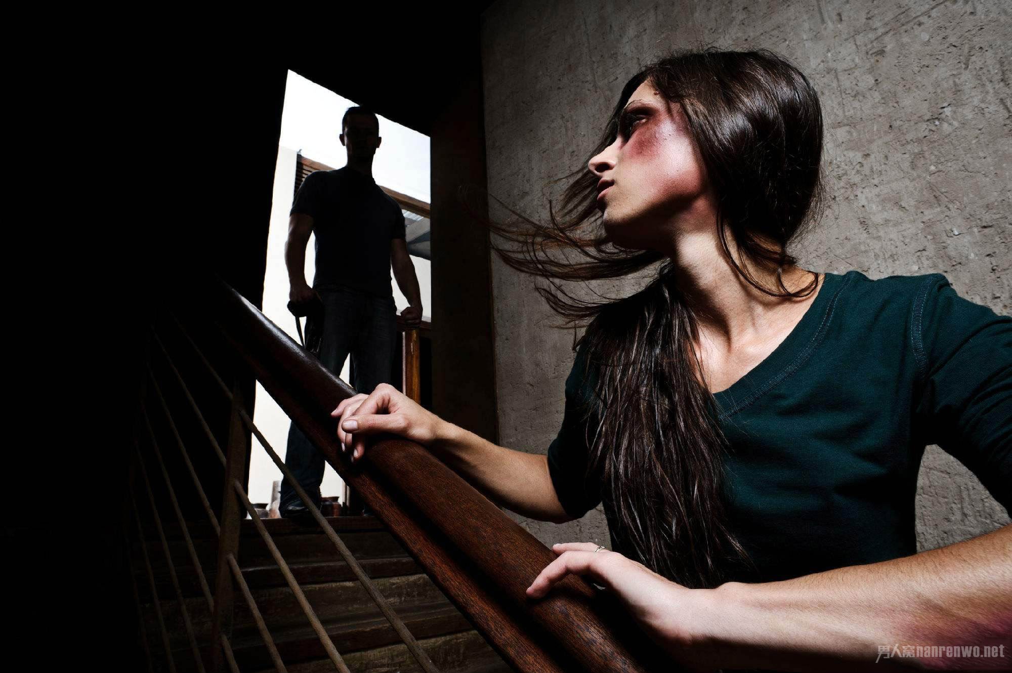 男人动手打老婆最有原因,老公动手打老婆什么心理