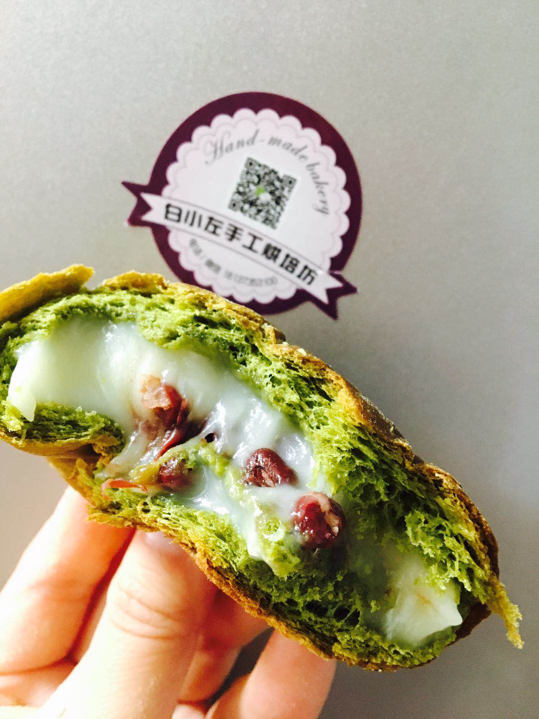 同样的蛋糕一个开裂一个不开裂,同样的蛋糕不一样的口感