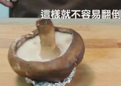 狗狗除了吃狗粮还能吃哪些肉,狗狗到底能不能吃熟骨头