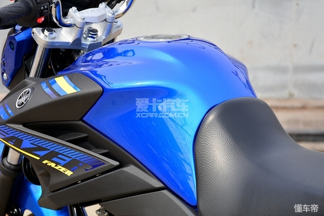 雅马哈飞致ys250中缸掉漆,雅马哈ys250摩托车