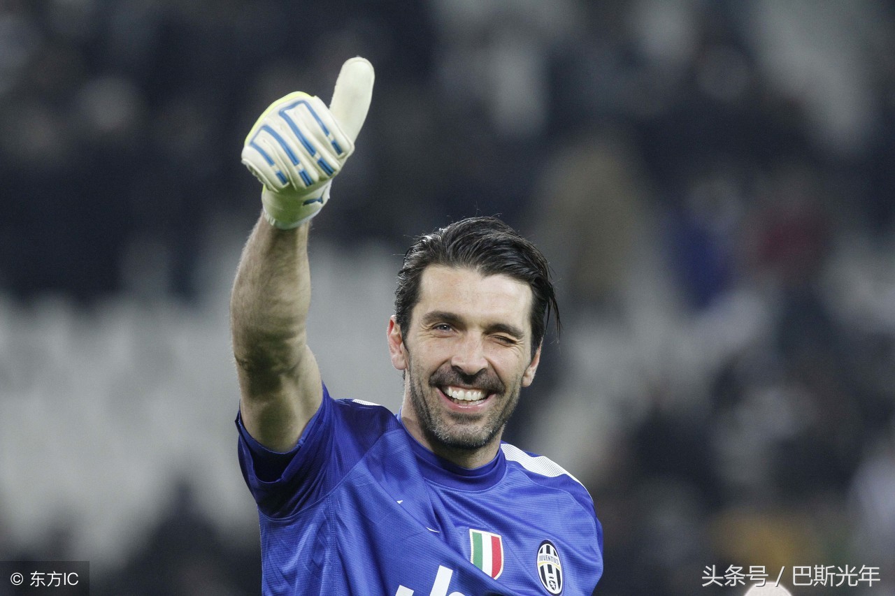 世界上最伟大的十个足球明星,世界上最有名的10个足球明星