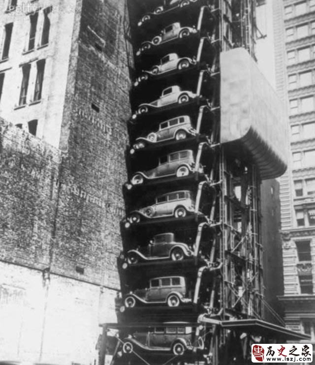 霍金本拉登高清壁纸,站着的霍金的照片