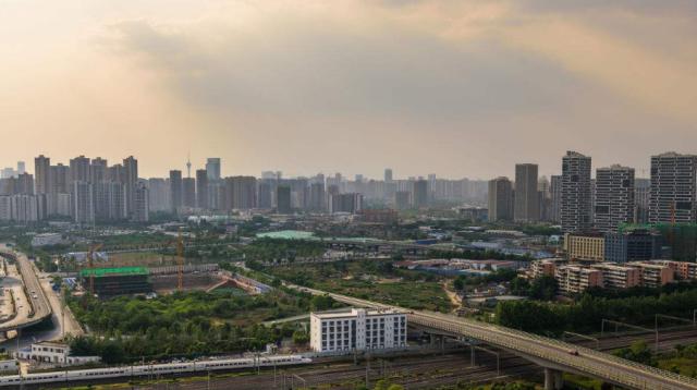 决战成都！特斯拉超级球场为你打造最顶级的足球赛事！