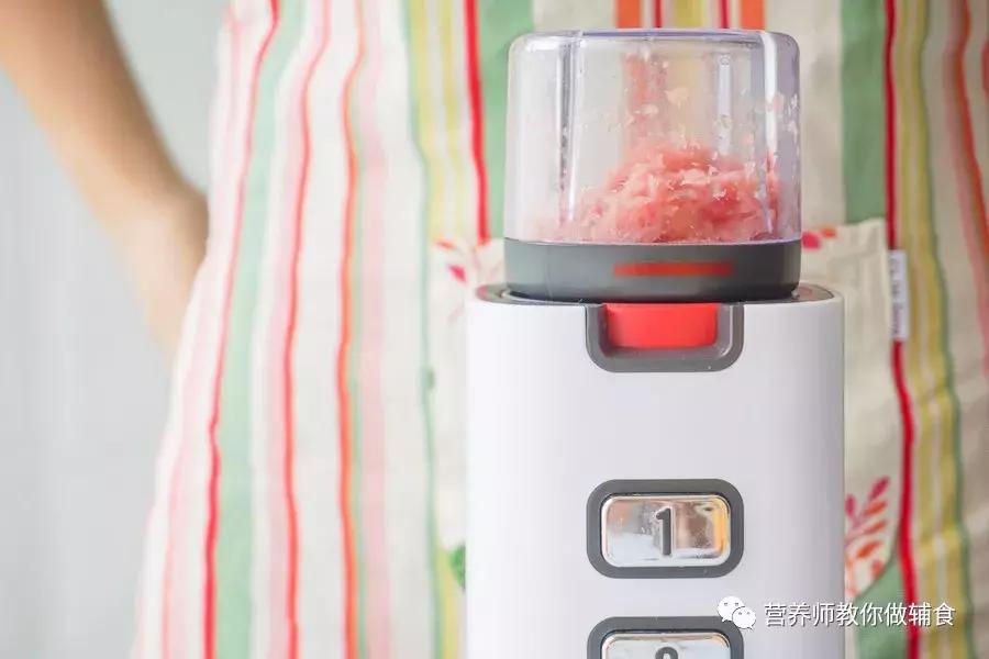 宝宝缺铁缺钙辅食应吃什么好,宝宝缺钙缺铁缺锌的表现