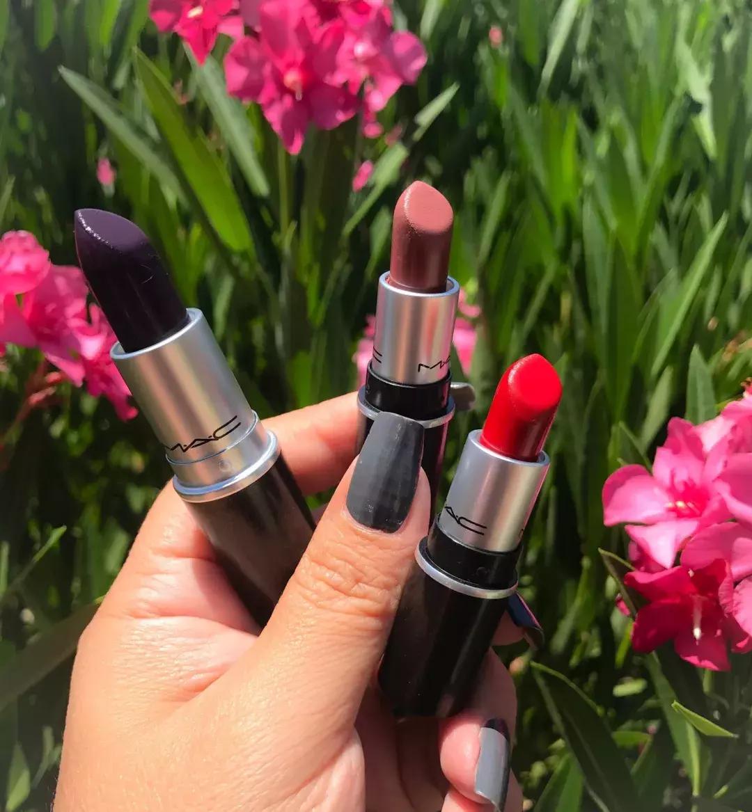 100元可以买到几支口红,80元一支便宜口红