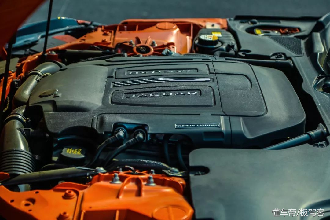 f-type试驾2019,最好听的v6