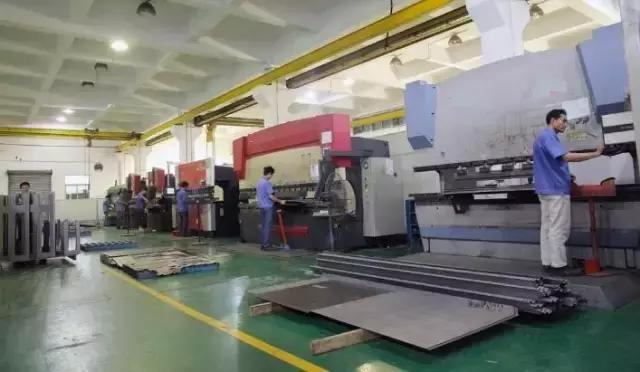 嫁人就嫁给做装修的人,嫁人就嫁汽修工