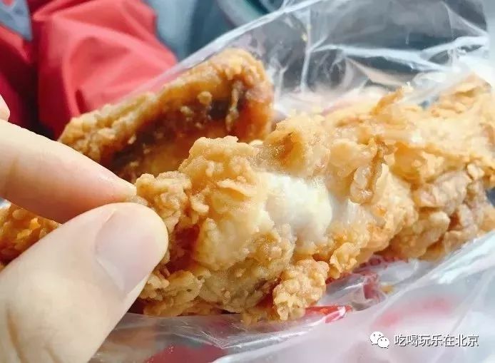 这么low的店，竟然这么多人抢着去吃