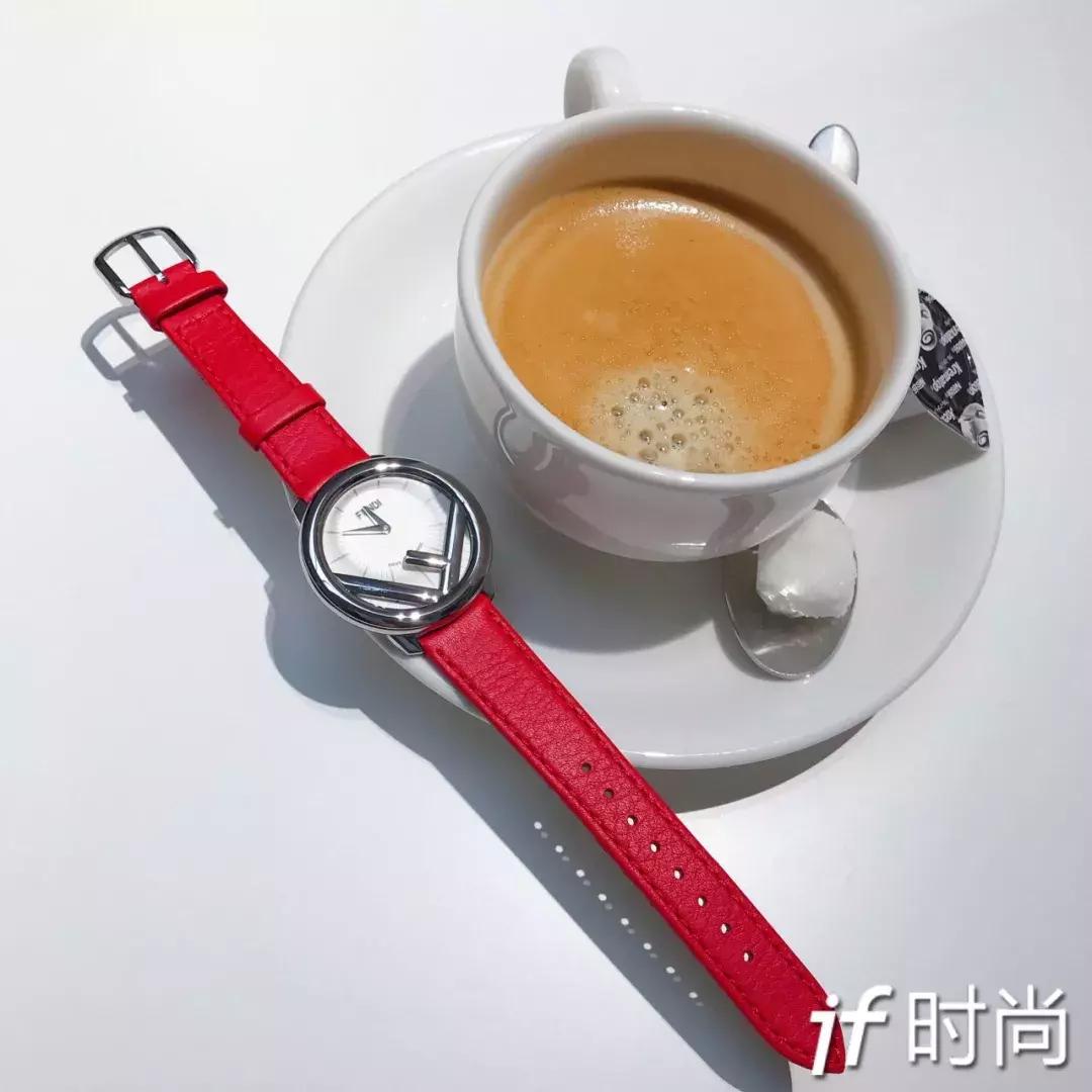 fendi新出套装,娜扎fendi2018