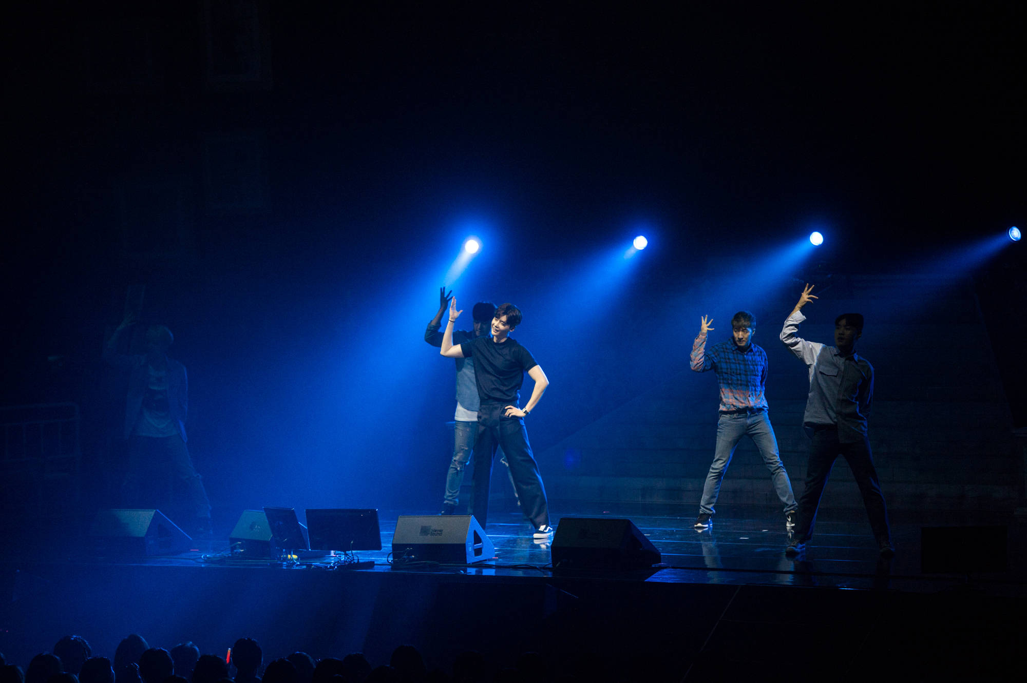 李钟硕还会续约yg吗,李钟硕yg解约了吗