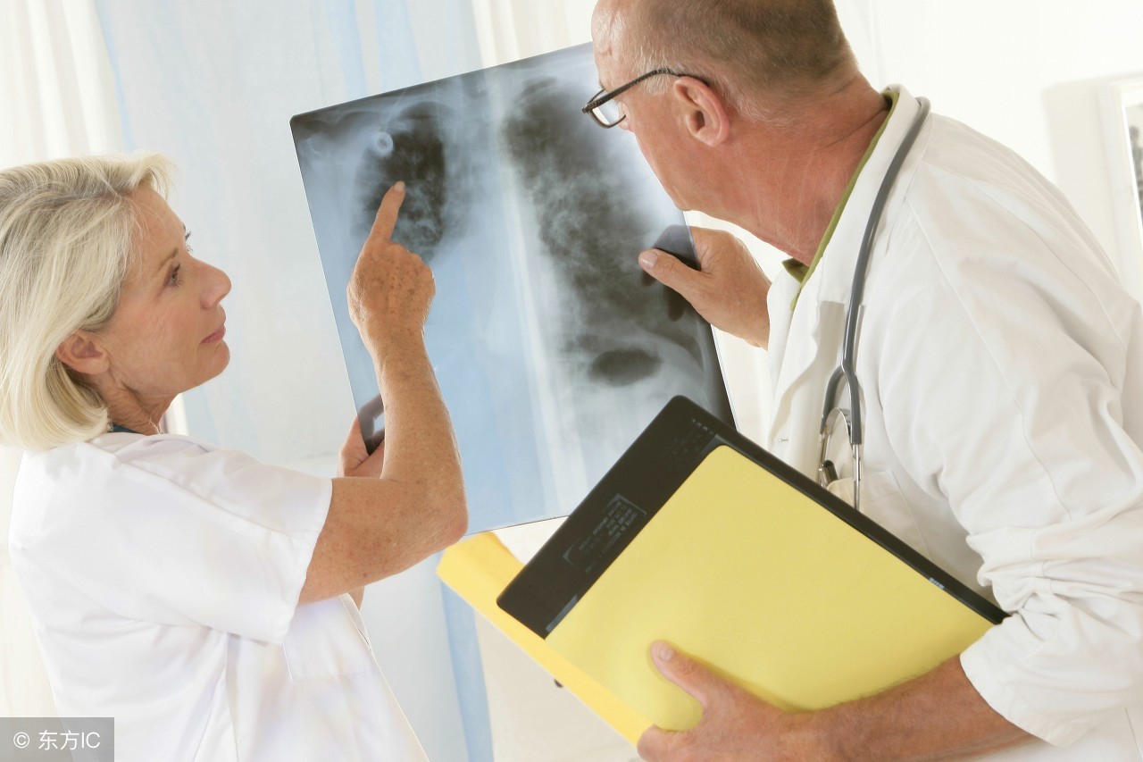 早期确诊肺癌简单有效的检查方法,肺癌早期靶向药用得越早越好吗