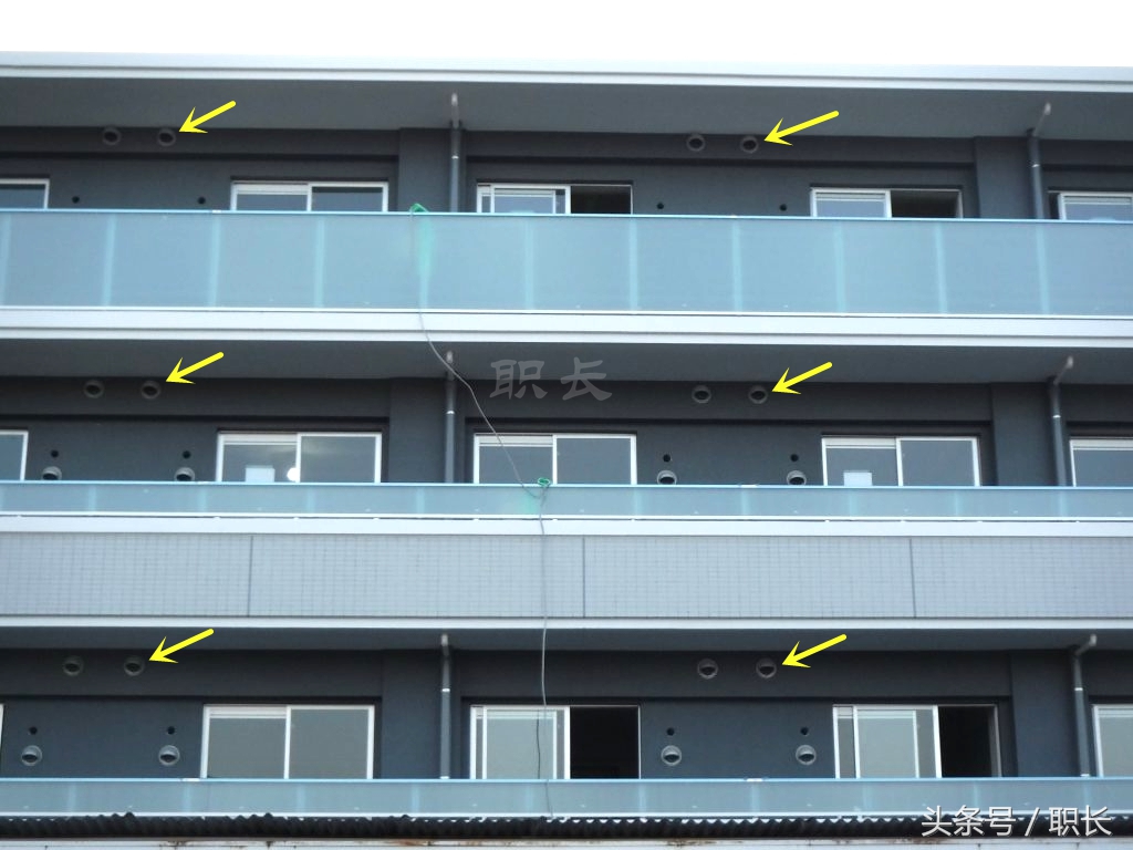 排烟管道怎么不占用橱柜空间,厨房排烟管在吊柜里怎么处理