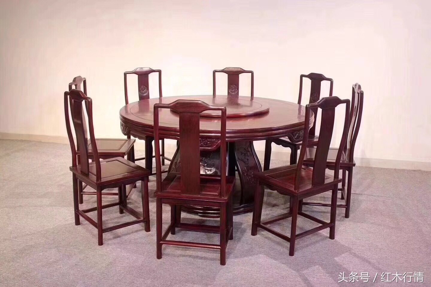 最流行的红木餐桌,哪种红木餐桌最实用好看