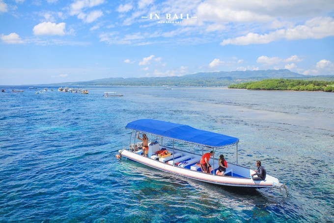 蓝梦岛海上浮台浮潜,蓝梦岛香蕉船滑水道浮潜视频
