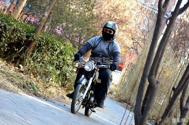 爱卡小伙伴骑什么摩托车（第一期）实用与玩乐兼顾