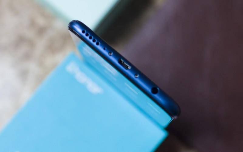 899元就可以购买这么酷炫的神器荣耀畅玩7C全面屏和人脸解锁