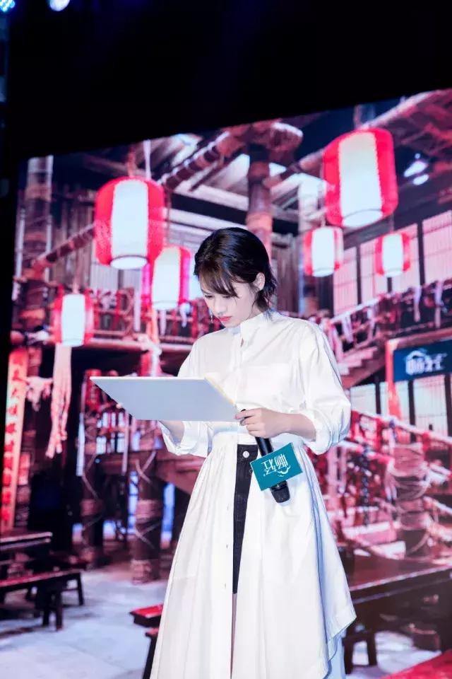 马思纯裙子裤子穿搭,马思纯穿搭冬款