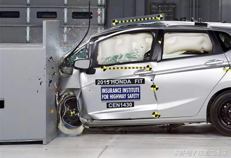 10年的二手超跑还值不值得入手,180万最能入手的二手超跑