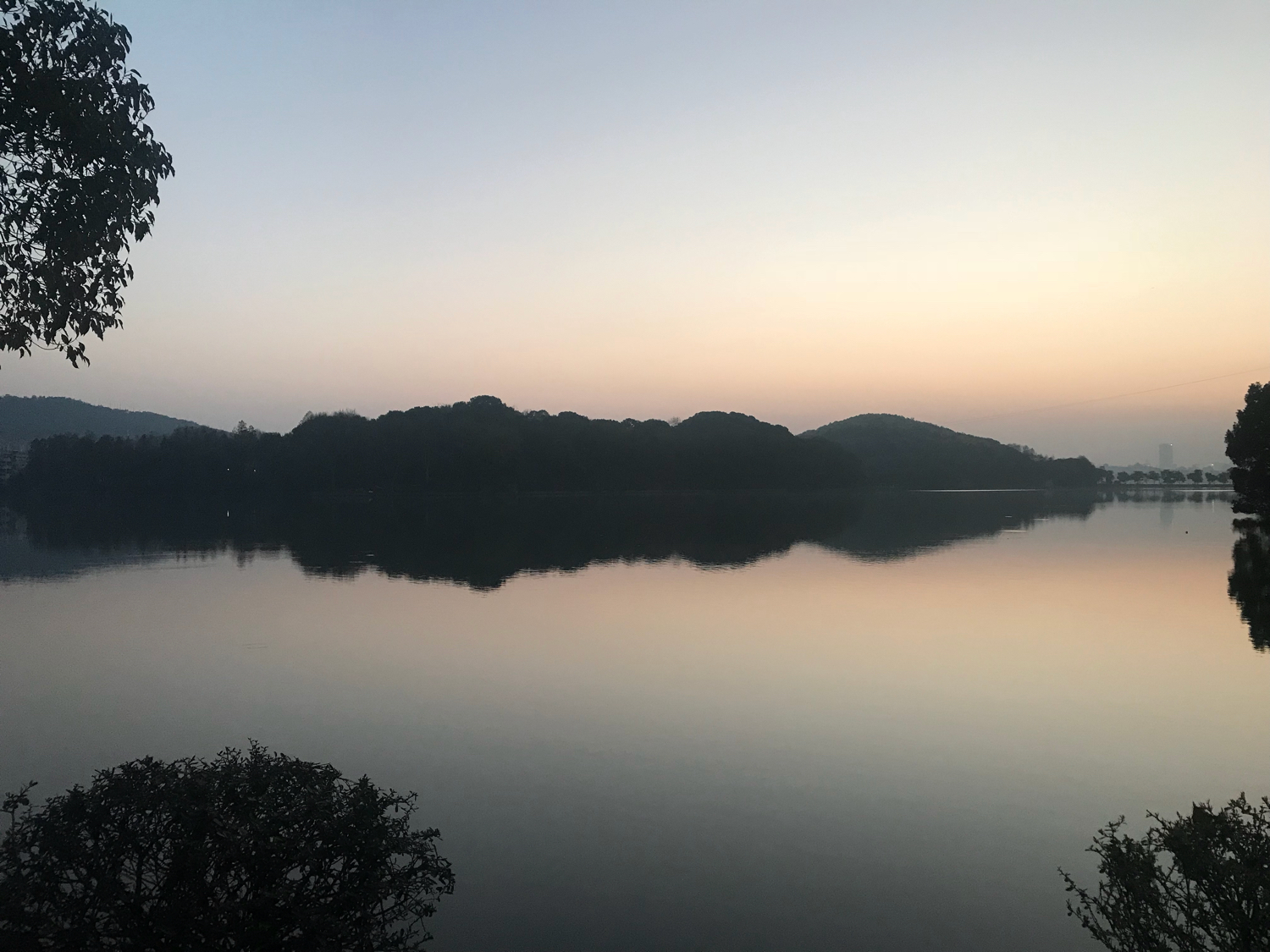 武汉四天三夜旅游攻略,武汉去三亚玩四天多少钱