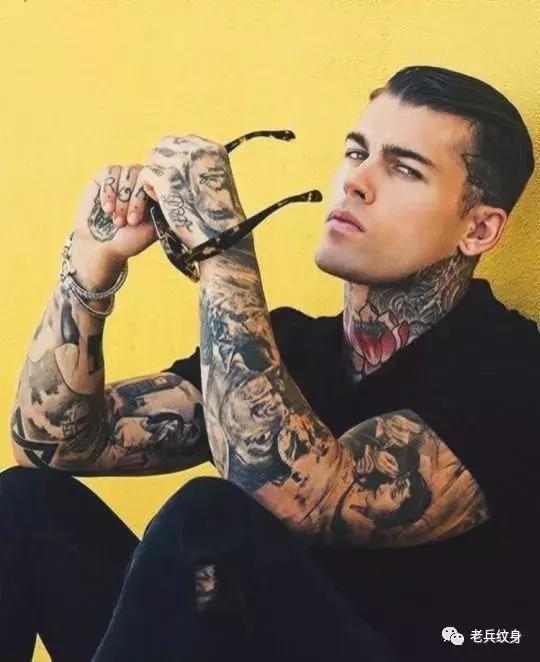 鎵嬭噦棰堥儴绾硅韩鍥炬澶у叏,绾硅韩棰堥儴鍥炬