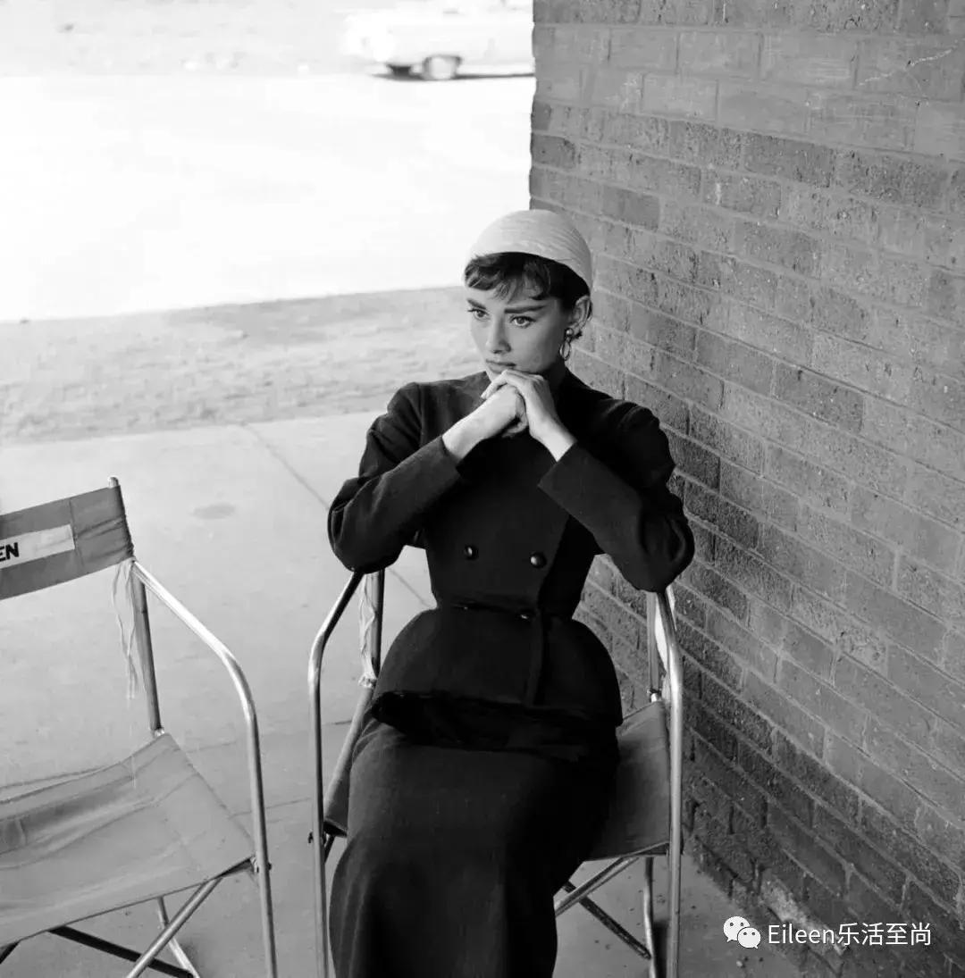 关于赫本与他的爱情故事,赫本一生的真实故事