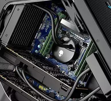 发现异形骇客，代号ALIENWAREAREA-51