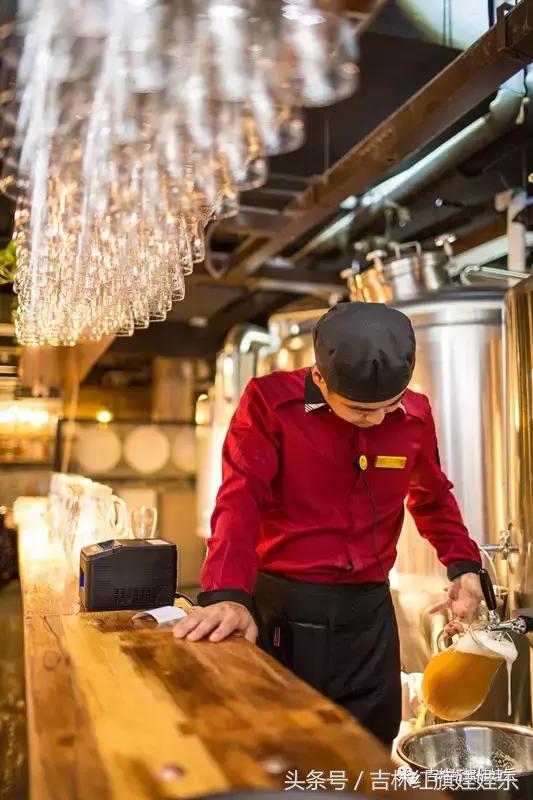 这家藏在吉林市CBD商圈的“深夜食堂”2.0版,和剧里的不太一样