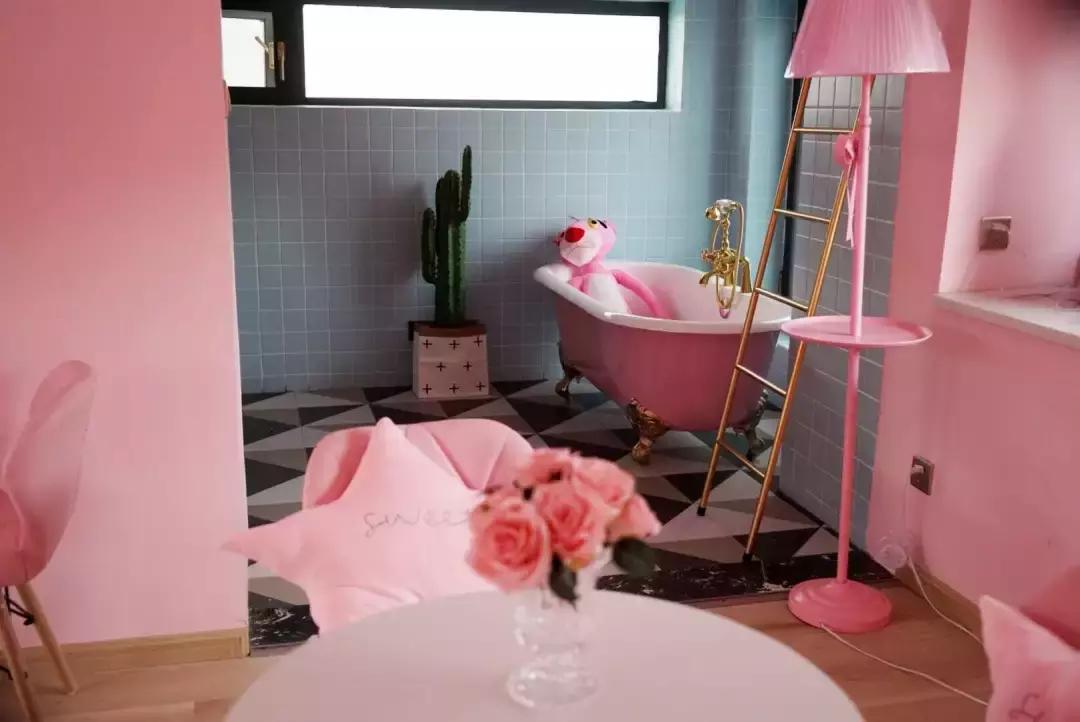 听说大理古城开了一家ins风粉红茶店,颜值逆天！