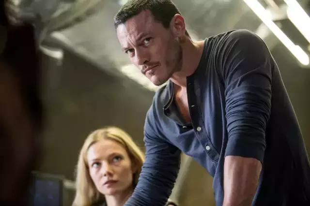 2018尺度最大的美剧，首推这部！