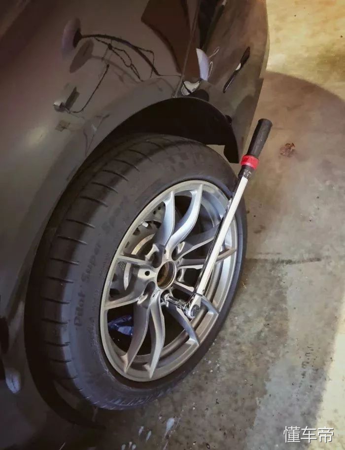 自己动手丰衣足食！M4排气阀门控制器DIY,清洗刹车详解！