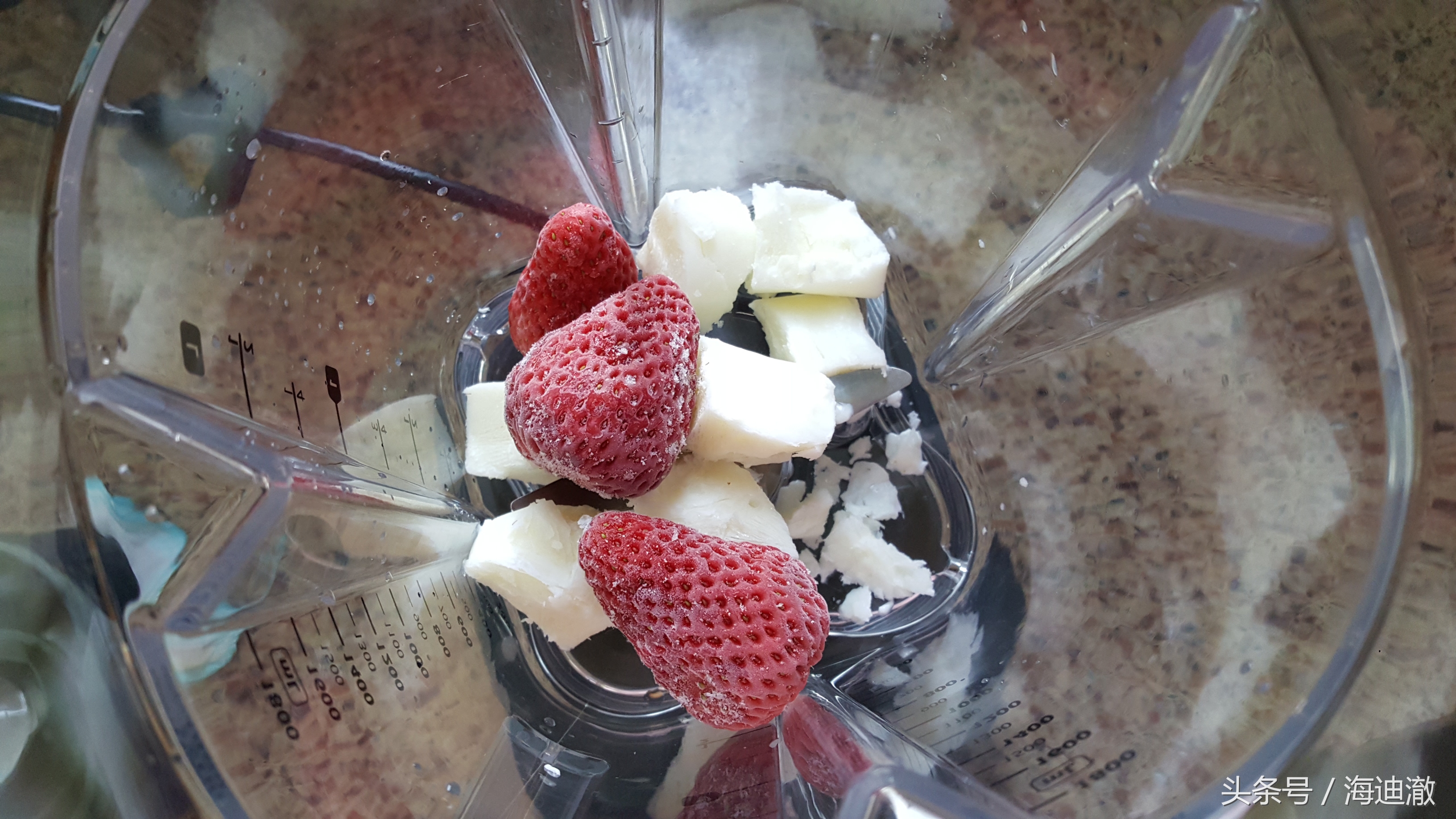 怎么做夏天水果冰沙,夏天在家自制水果冷饮冰沙