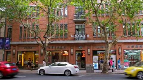 我们斗胆给上海10大网红马路排了个名！第一名竟是……