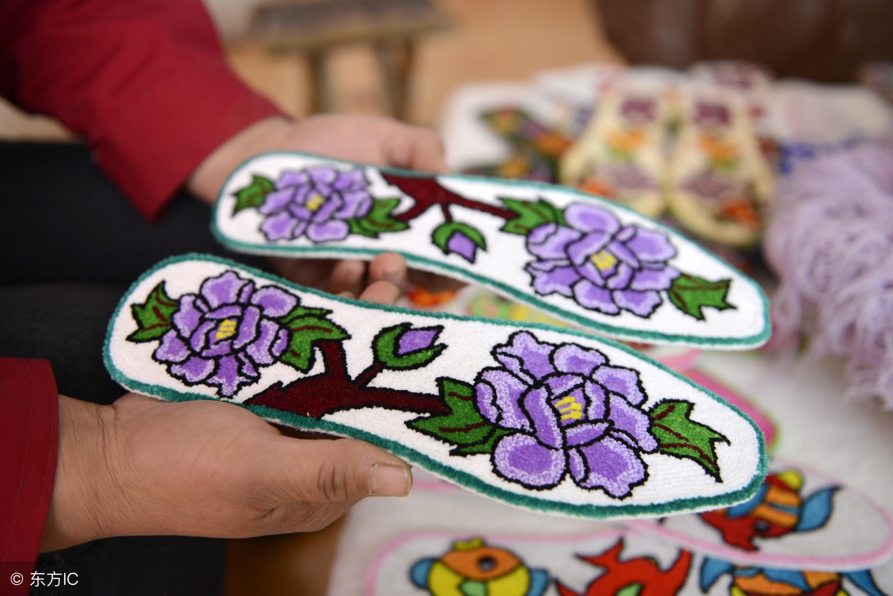 鞋子脱胶了怎么办别傻傻用胶水粘,鞋子脱胶用502之后怎么办