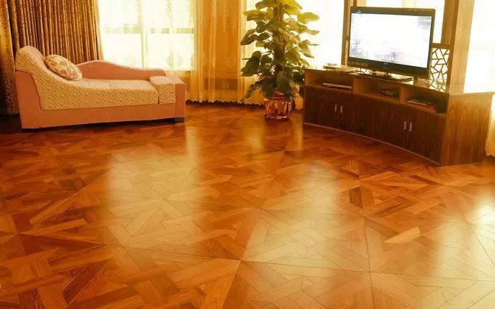 地板护理蜡和精油哪个好,地板蜡和精油的区别