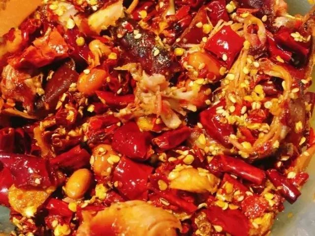 被骗了！以为“很文艺”的玉林路，差点就把我的仙女裙撑爆了……