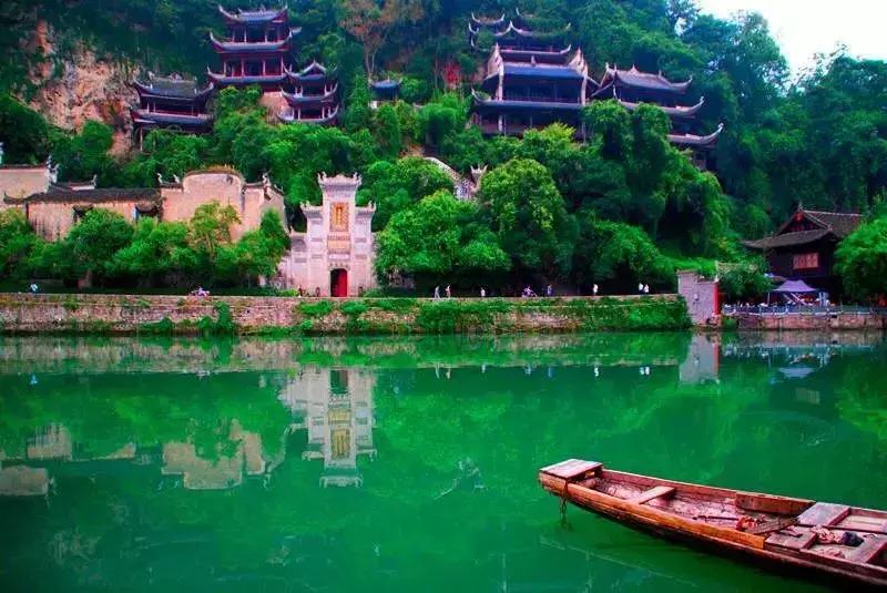 清明小长假去哪玩？国内美到炸的9条旅行线！我去第6条，你呢？