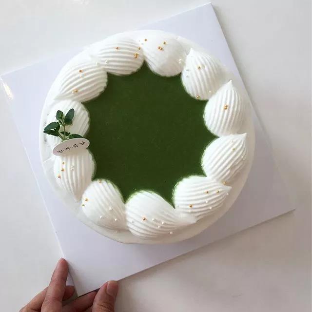 八齿裱花嘴奶油蛋糕简单造型,小孩子奶油蛋糕造型简单