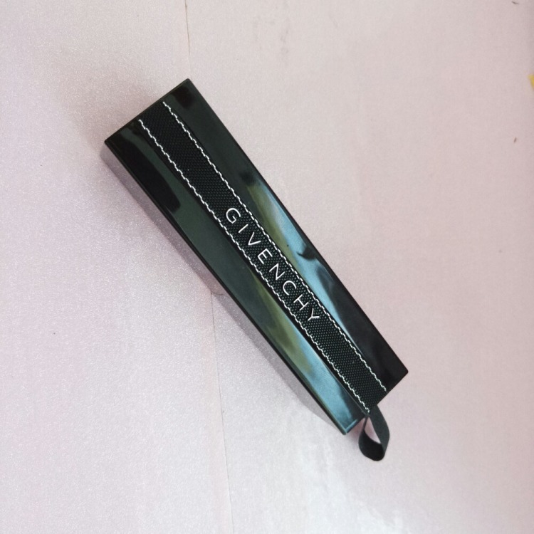 纪梵希n16和阿玛尼105对比试色,纪梵希n11和兰蔻196一样色吗