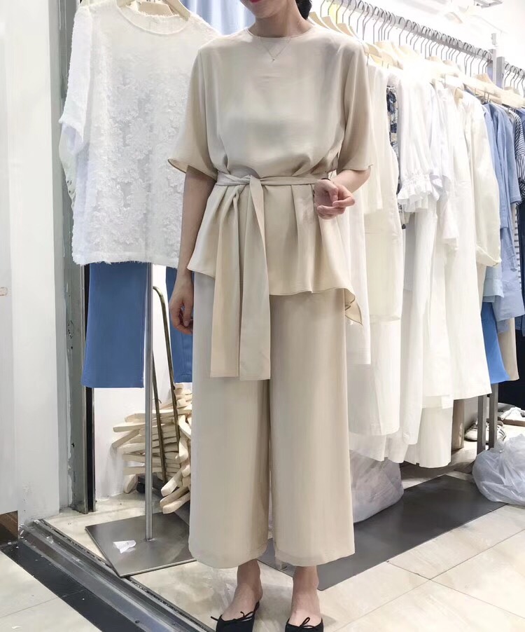 十三行女装档口韩系简约风,十三行知性优雅女装