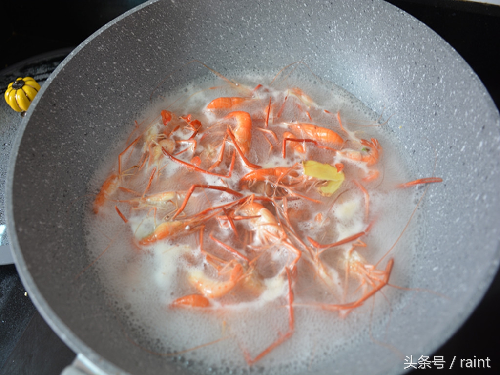 爱上厨房爱上做饭,爱上厨房火龙果米酒